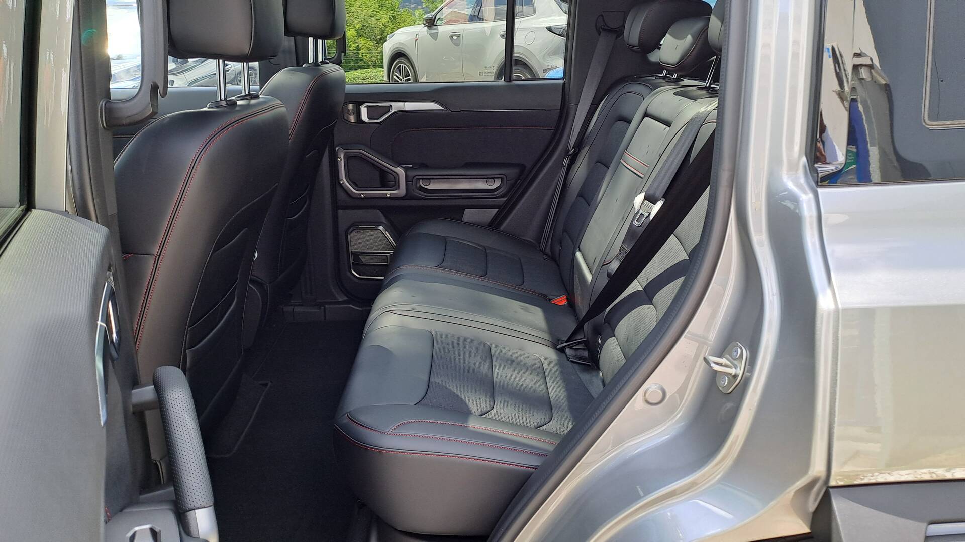 product-gallery-image