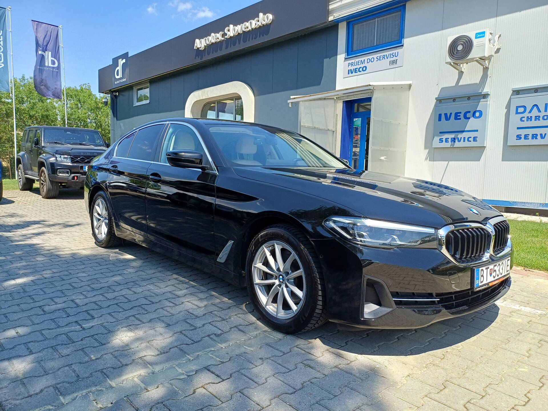 BMW Ostatní nákladní BMW Rad 5 520i