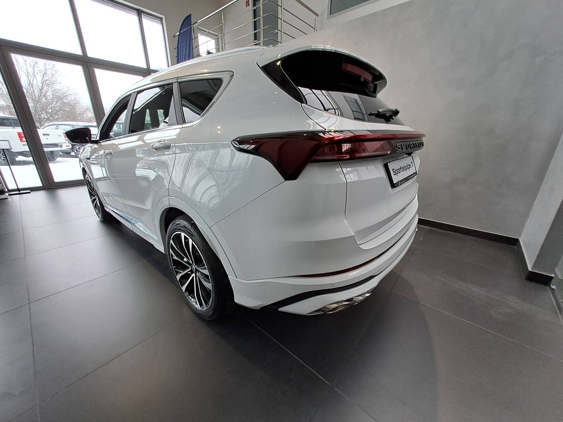 Sportequipe 7 1,6 T-GDI 136 kW