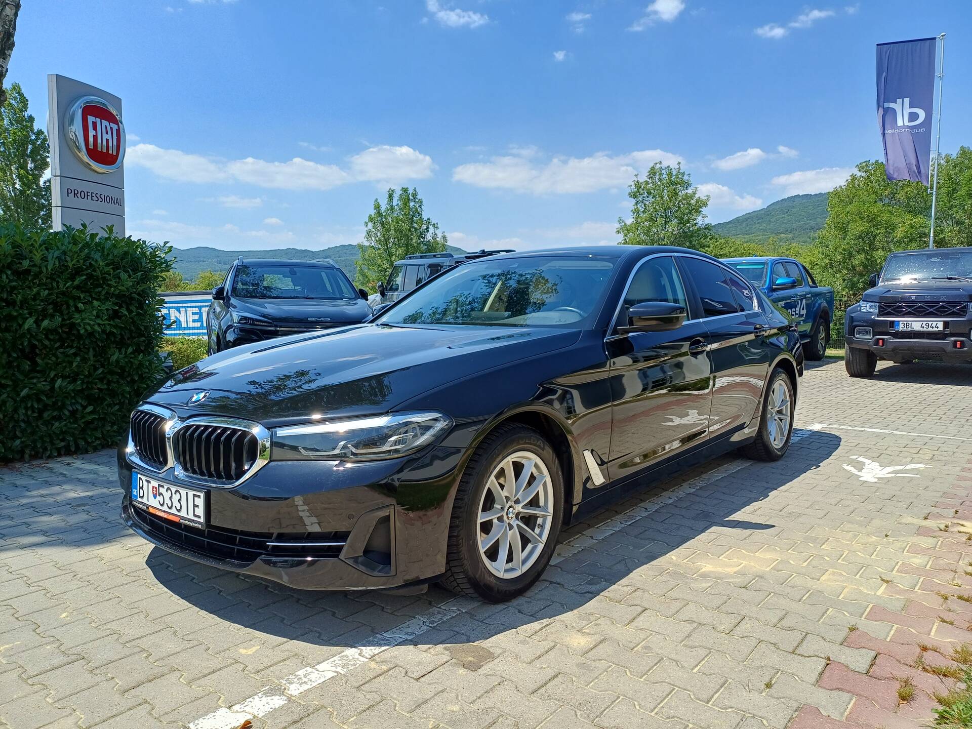 BMW Ostatní nákladní BMW Rad 5 520i