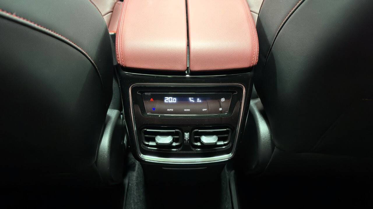 product-gallery-image